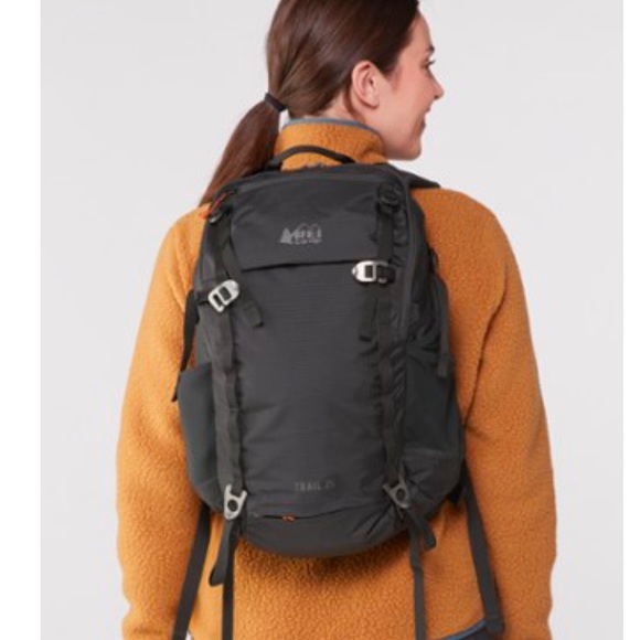 REI COOP Trail 25 Pack - Picture 2 of 8